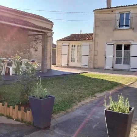 3 étoiles Aux Portes Du Marais Poitevin Hébergement de vacances Nieul-sur-l'Autise